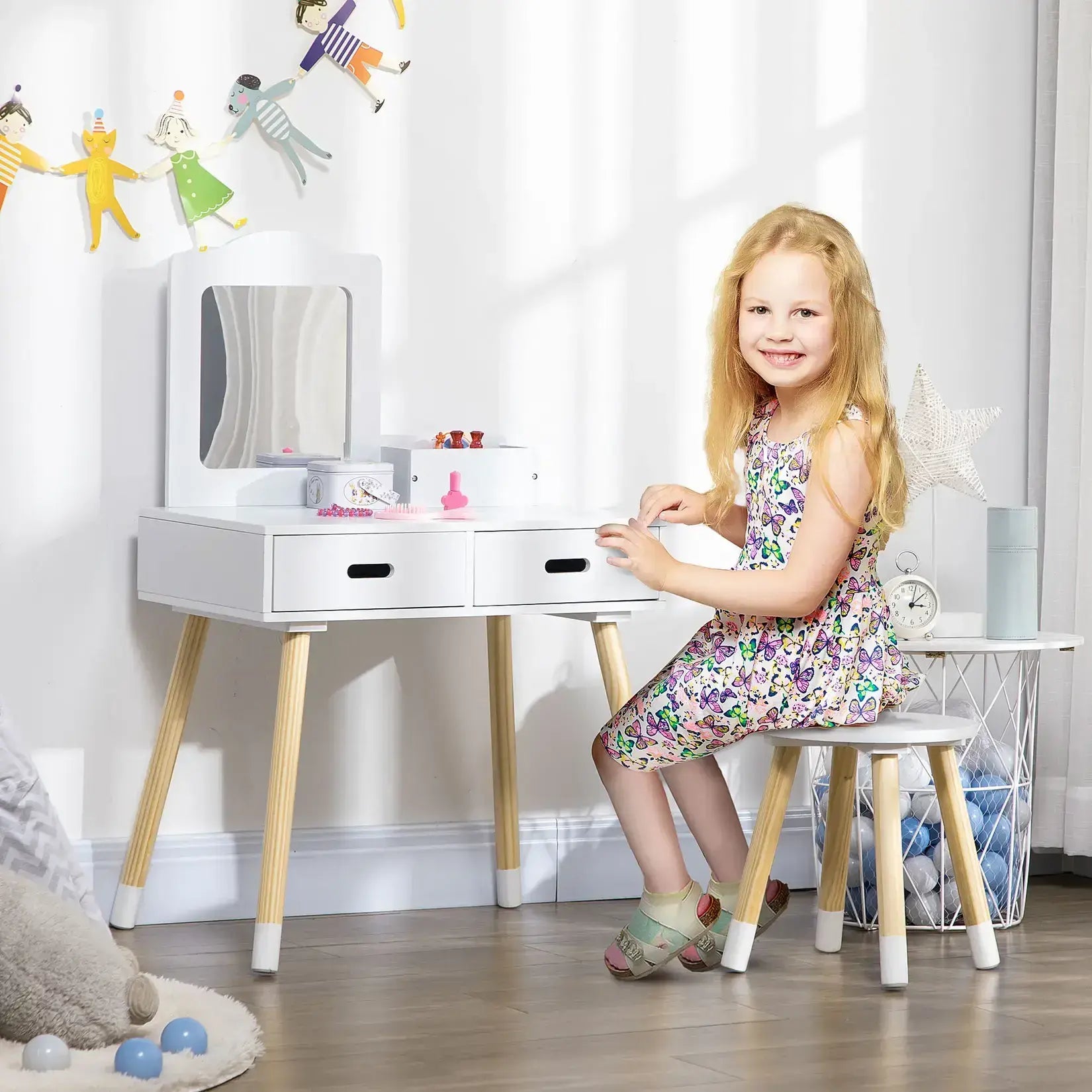 Coiffeuse Enfant Aiyapal Avec Miroir Sécurité, Tabouret Et Tiroir - Design Nuage Blanc