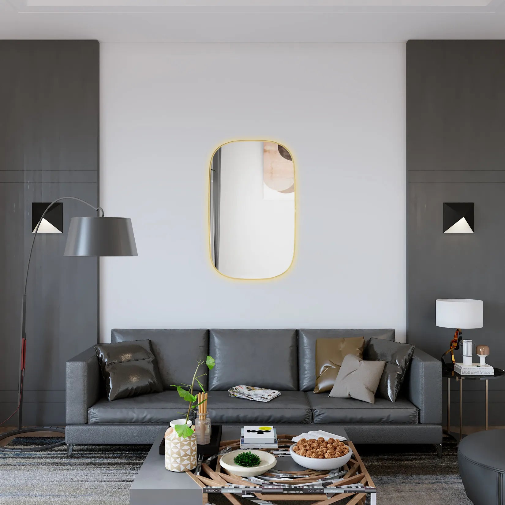 Miroir contour doré rectangulaire 80x50 dans un salon moderne noir et gris.