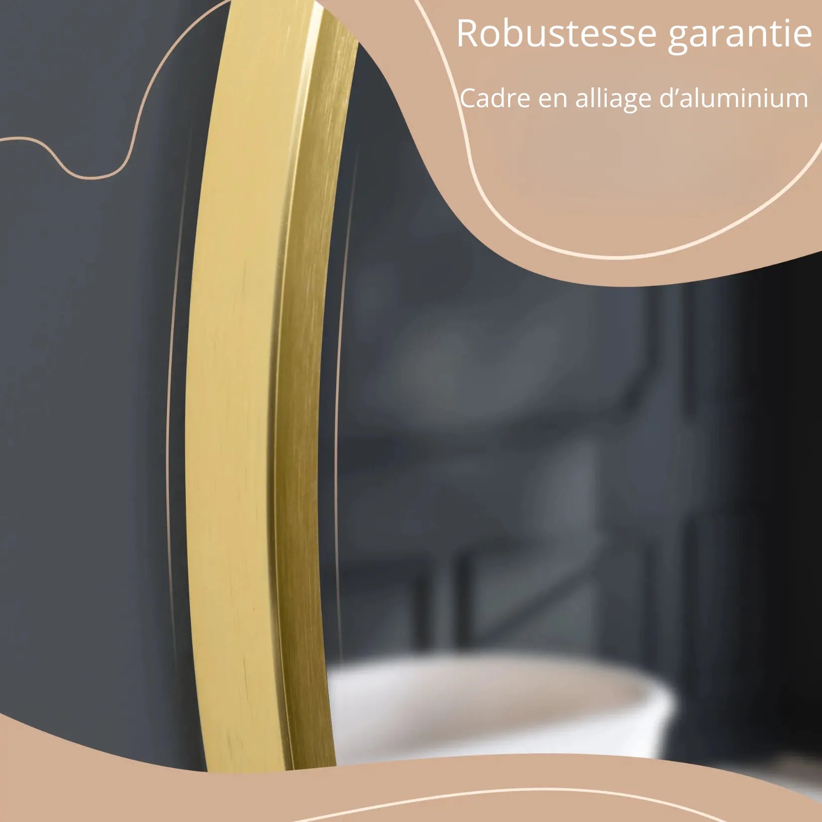 Détail cadre aluminium or brossé du miroir doré salle de bain rond 50 cm.