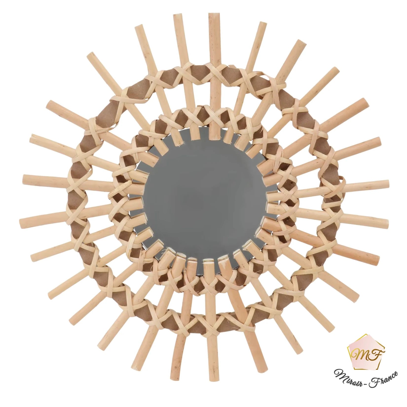 Miroir en rotin pas cher idéal pour une chambre ou un salon, apportant une touche naturelle et chaleureuse.