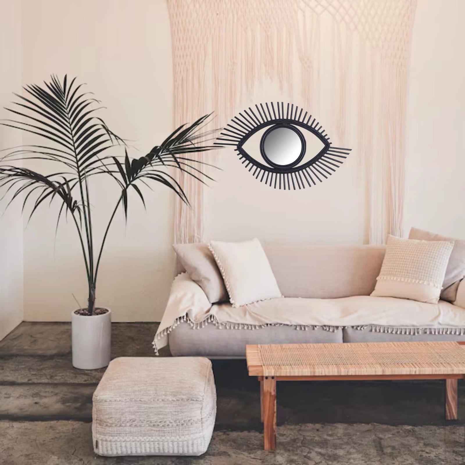 Miroir rotin noir parfait pour une décoration murale bohème et tendance.