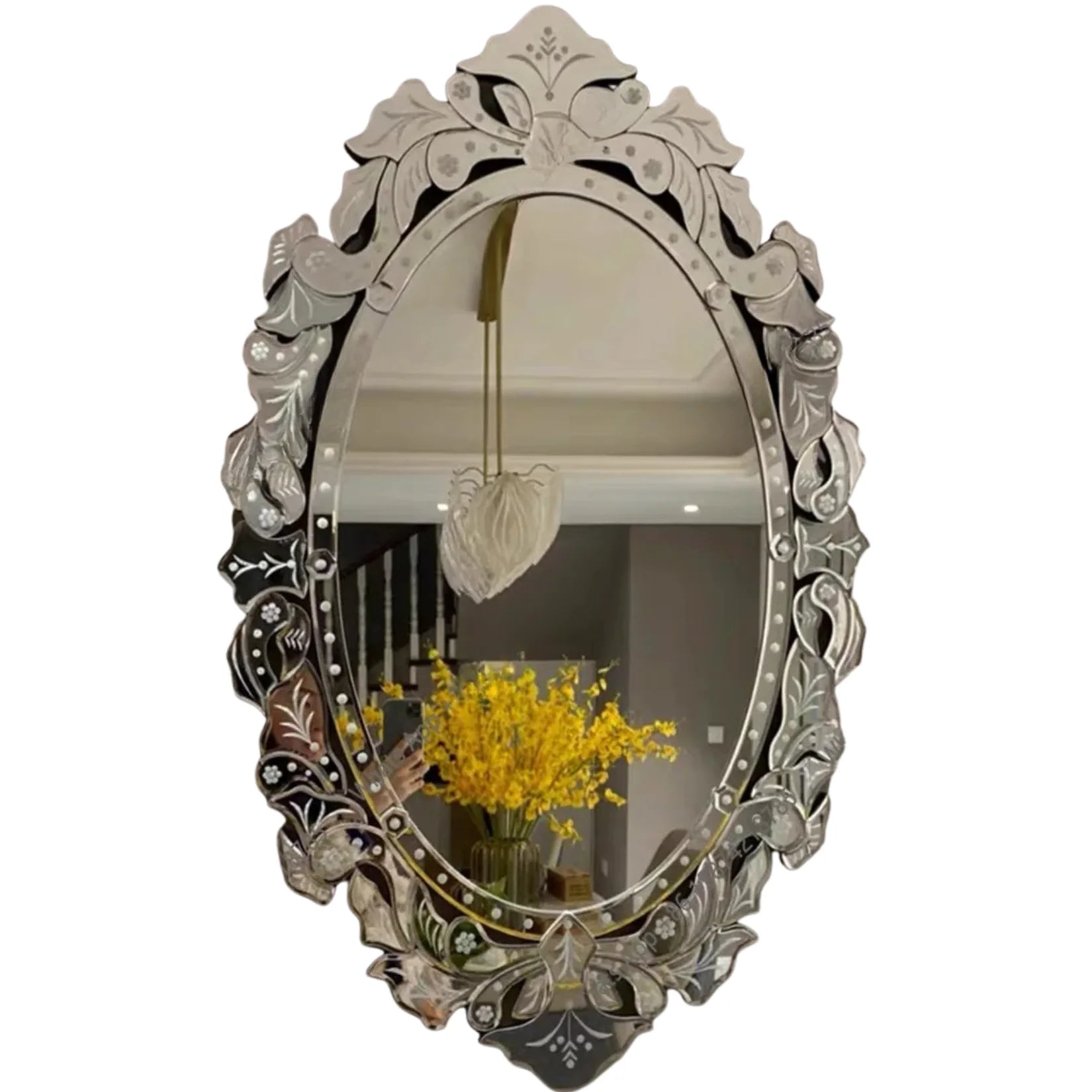 Miroir Vénitien Serenissima vue complète dans un intérieur contemporain.