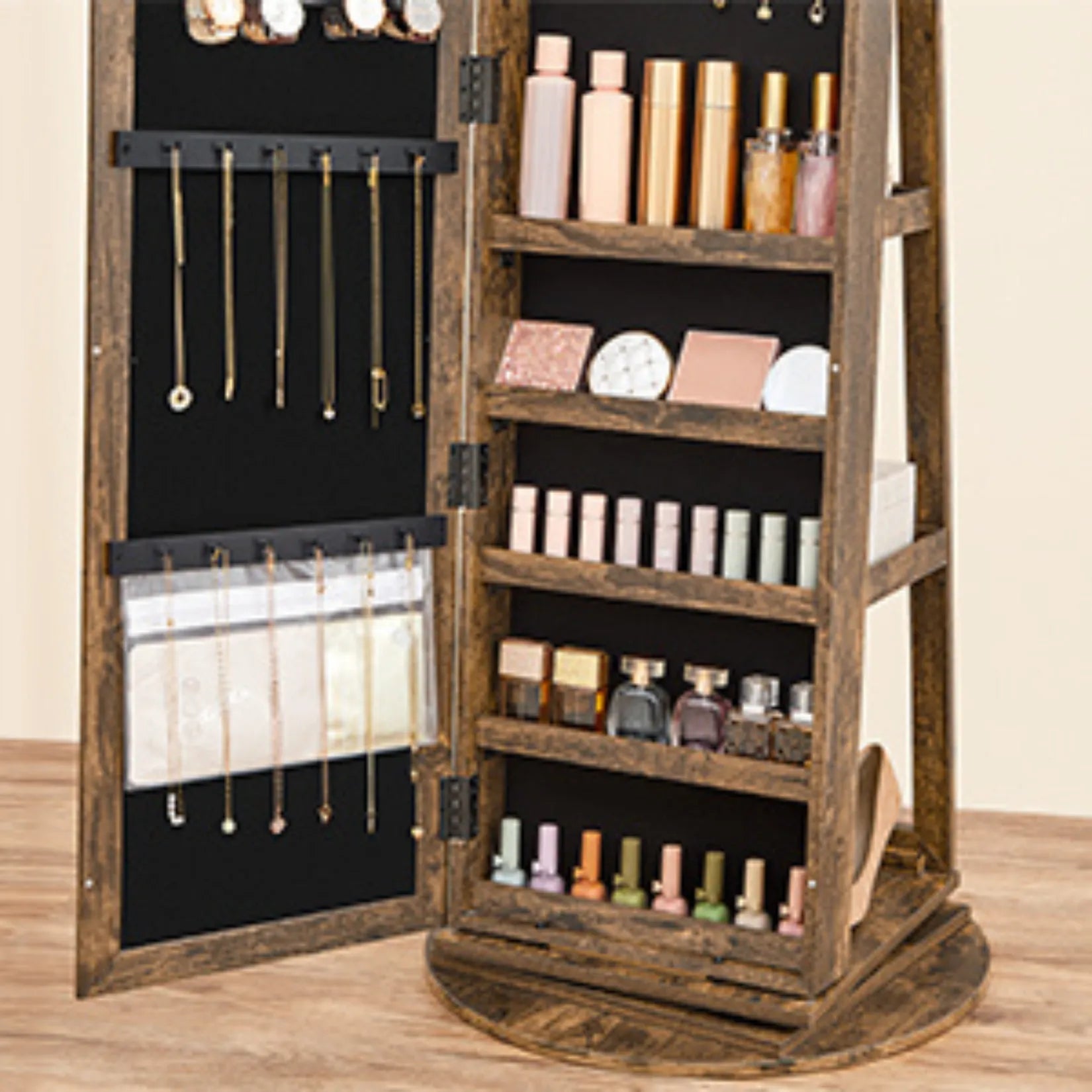 Étagères de rangement pour parfums, vernis à ongles et cosmétiques dans une armoire à bijoux sur pied.