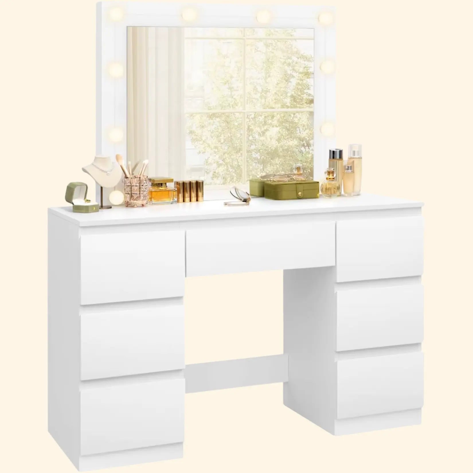 Vue produit de la coiffeuse avec grand miroir LED, tiroirs fermés sur fond blanc.