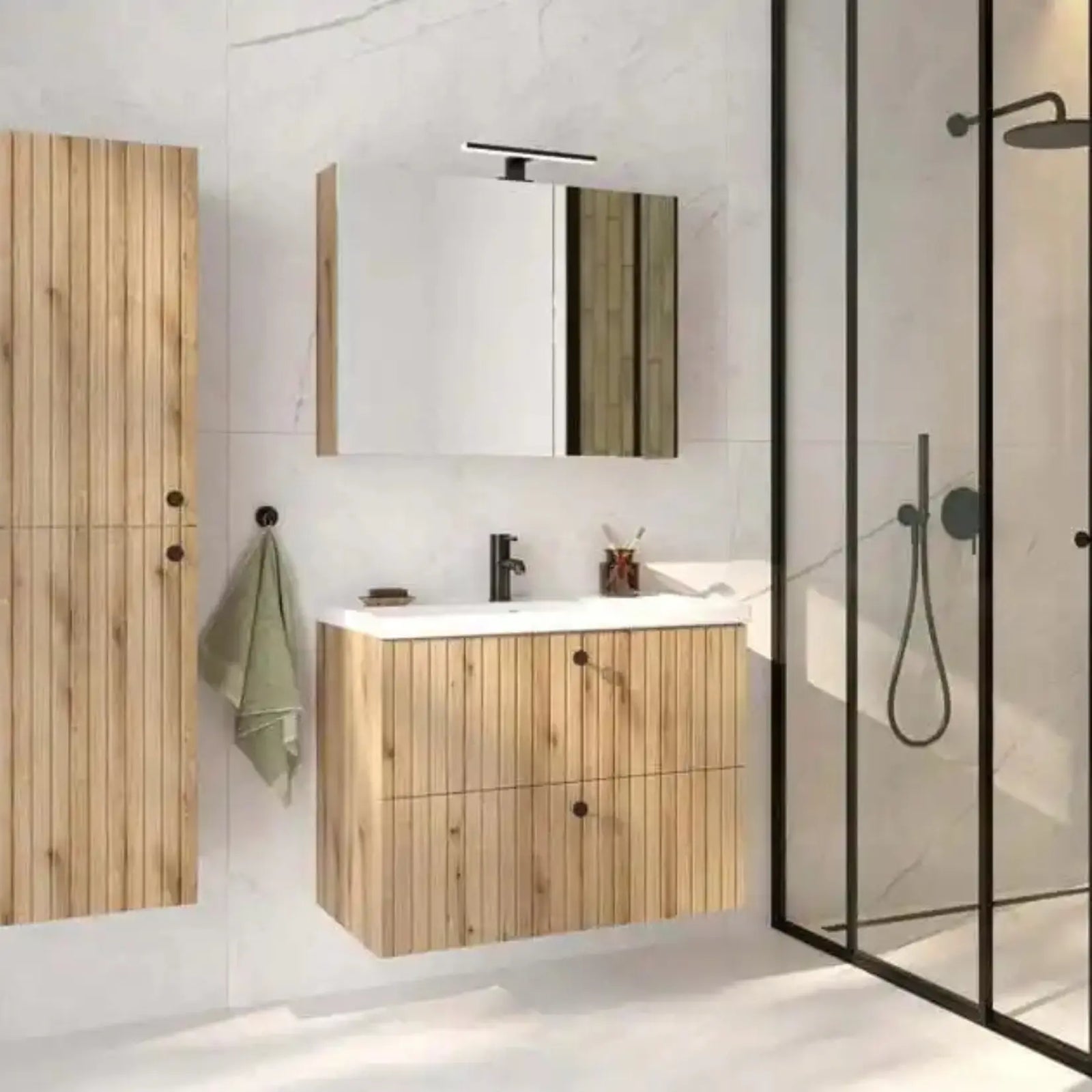 Miroir armoire salle de bain 80 cm installée dans une salle de bain contemporaine avec bois clair.