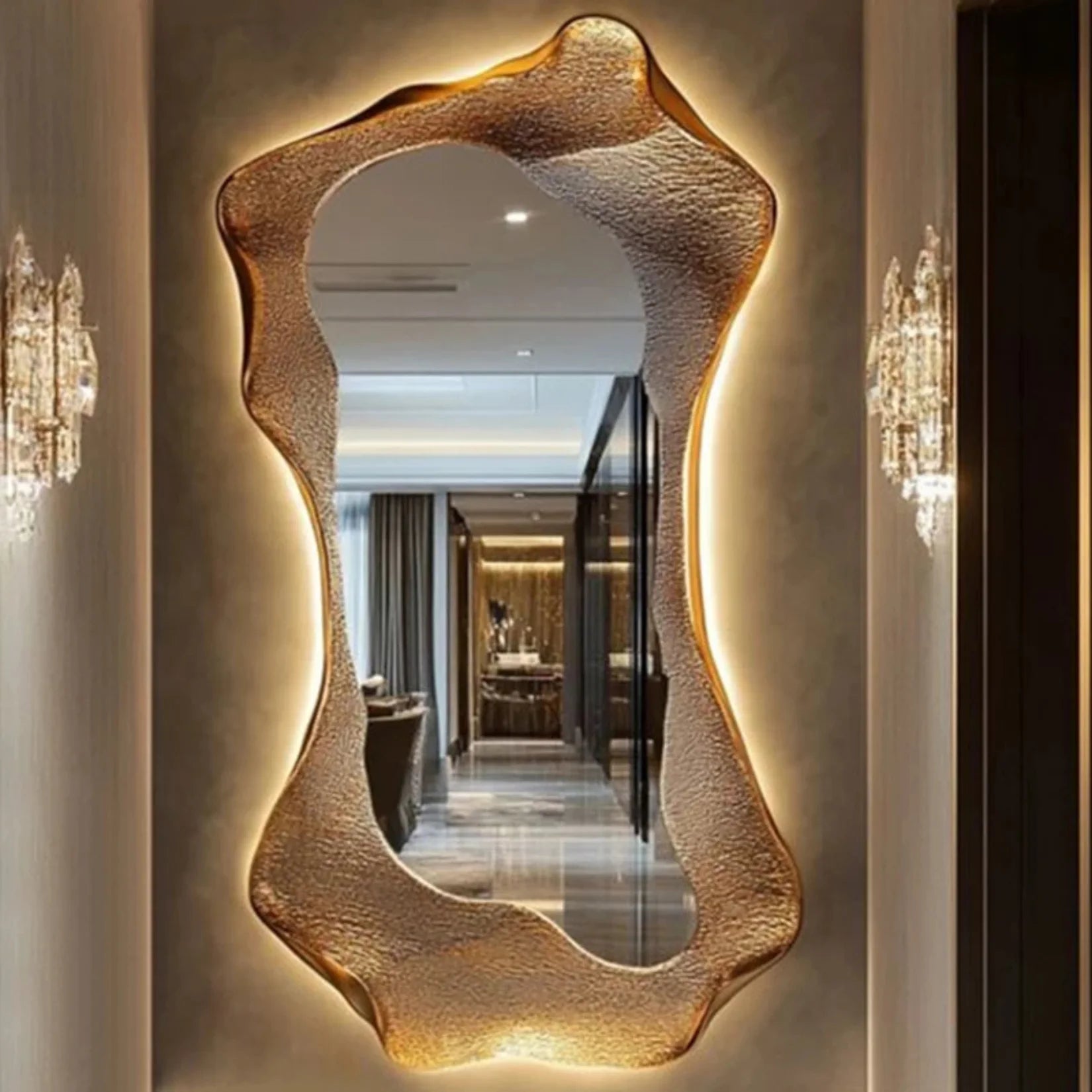 Miroir Couloir Vesuvio dans une entrée luxueuse avec effet lumineux.