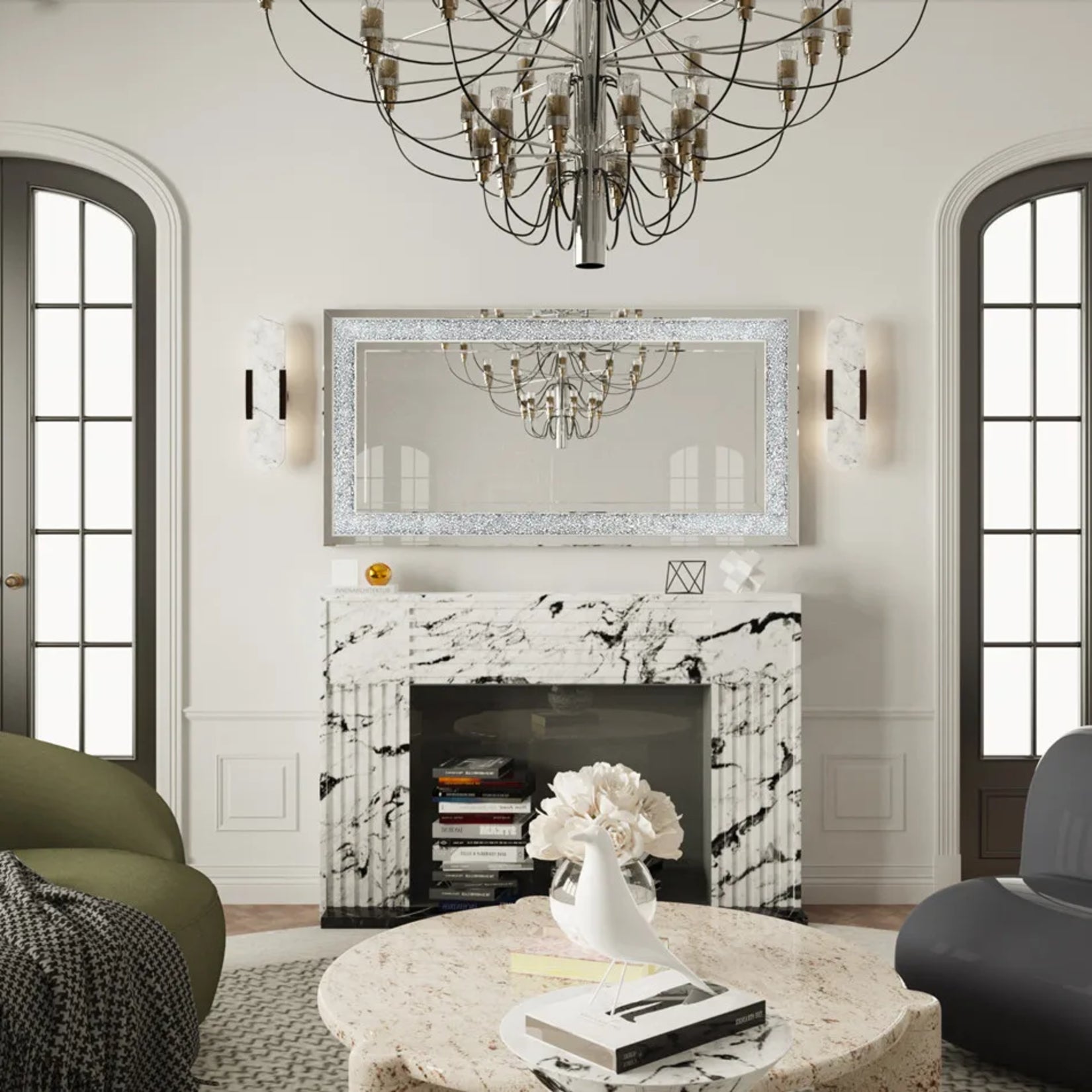 Gros plan sur le miroir mural rectangulaire design avec cadre scintillant en cristaux haut de gamme.