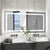 Miroir mural double vasque dans une salle de bain contemporaine avec vasques blanches.