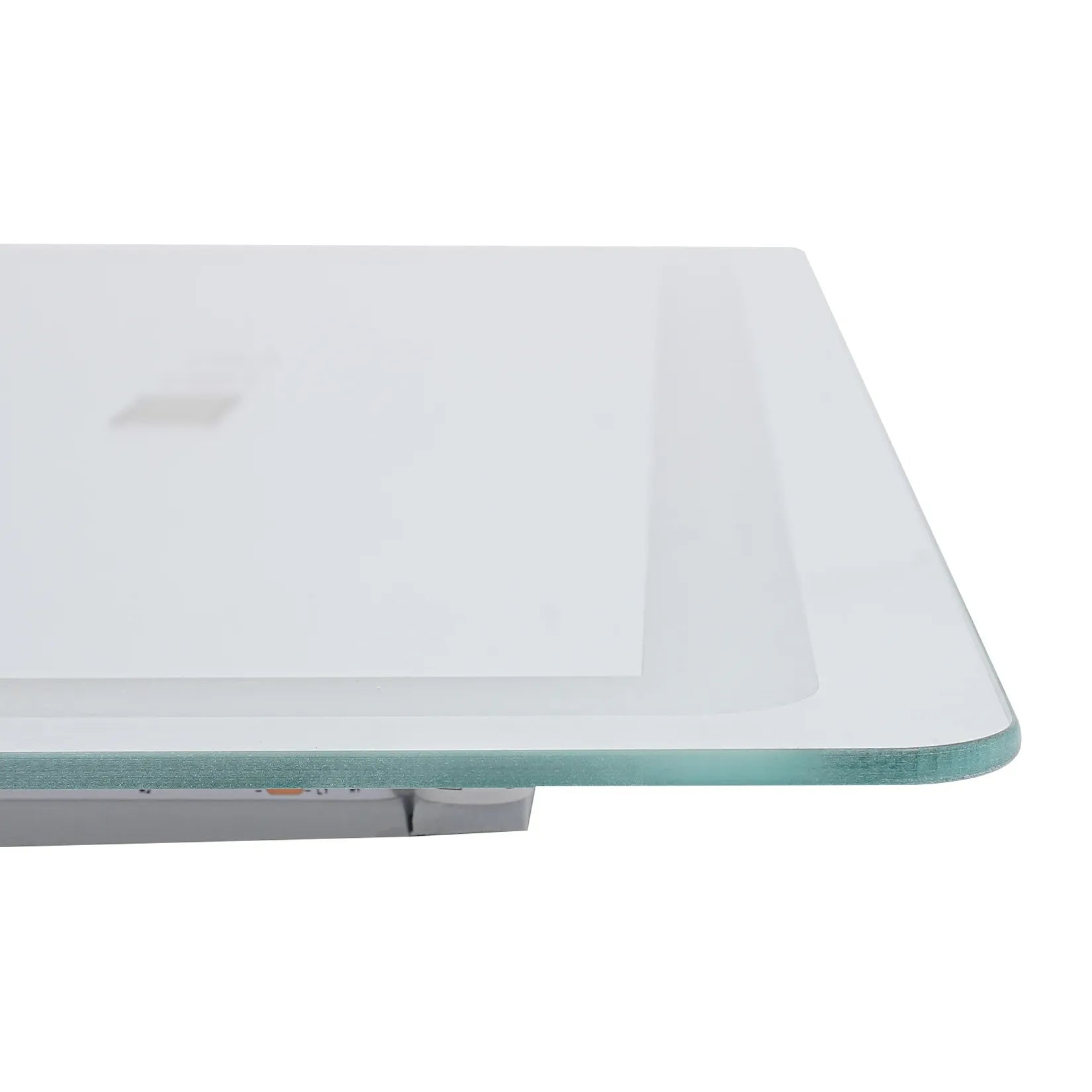 Miroir rectangulaire LED – détail coins arrondis et tranche verre.