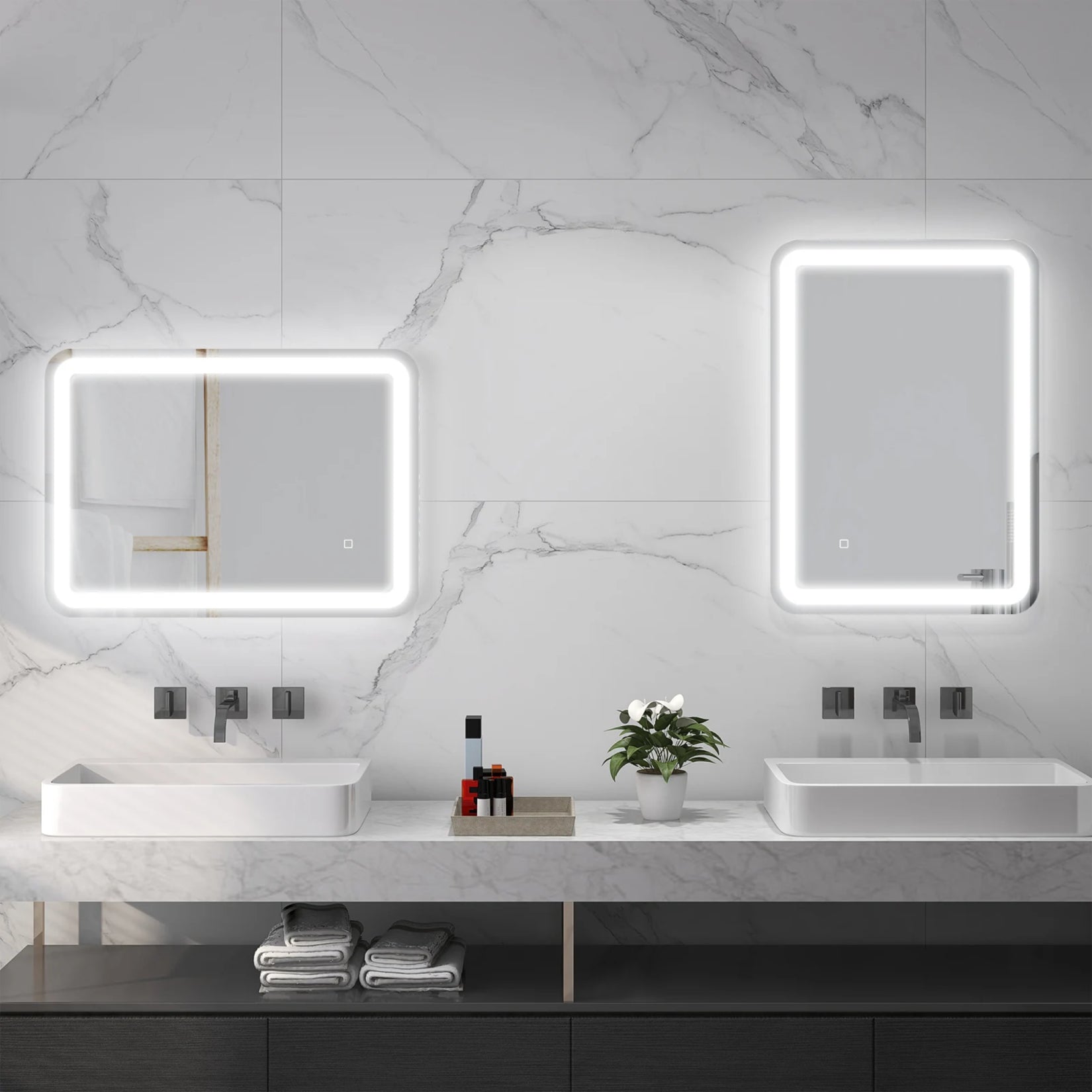 Miroir salle de bain 50x70 en orientation horizontale et verticale au-dessus d’une double vasque.