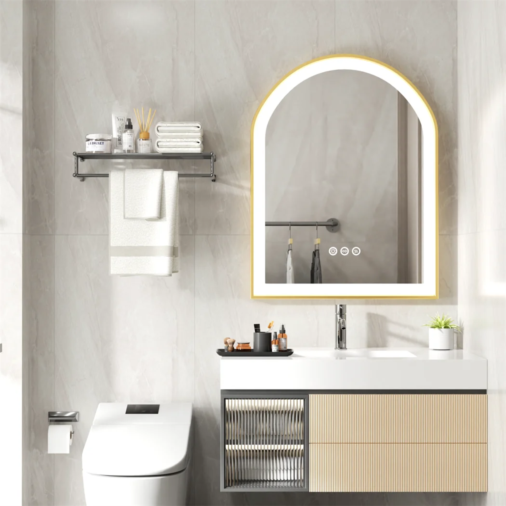 Petit miroir salle de bain arche mural adapté aux espaces réduits avec éclairage LED intégré.